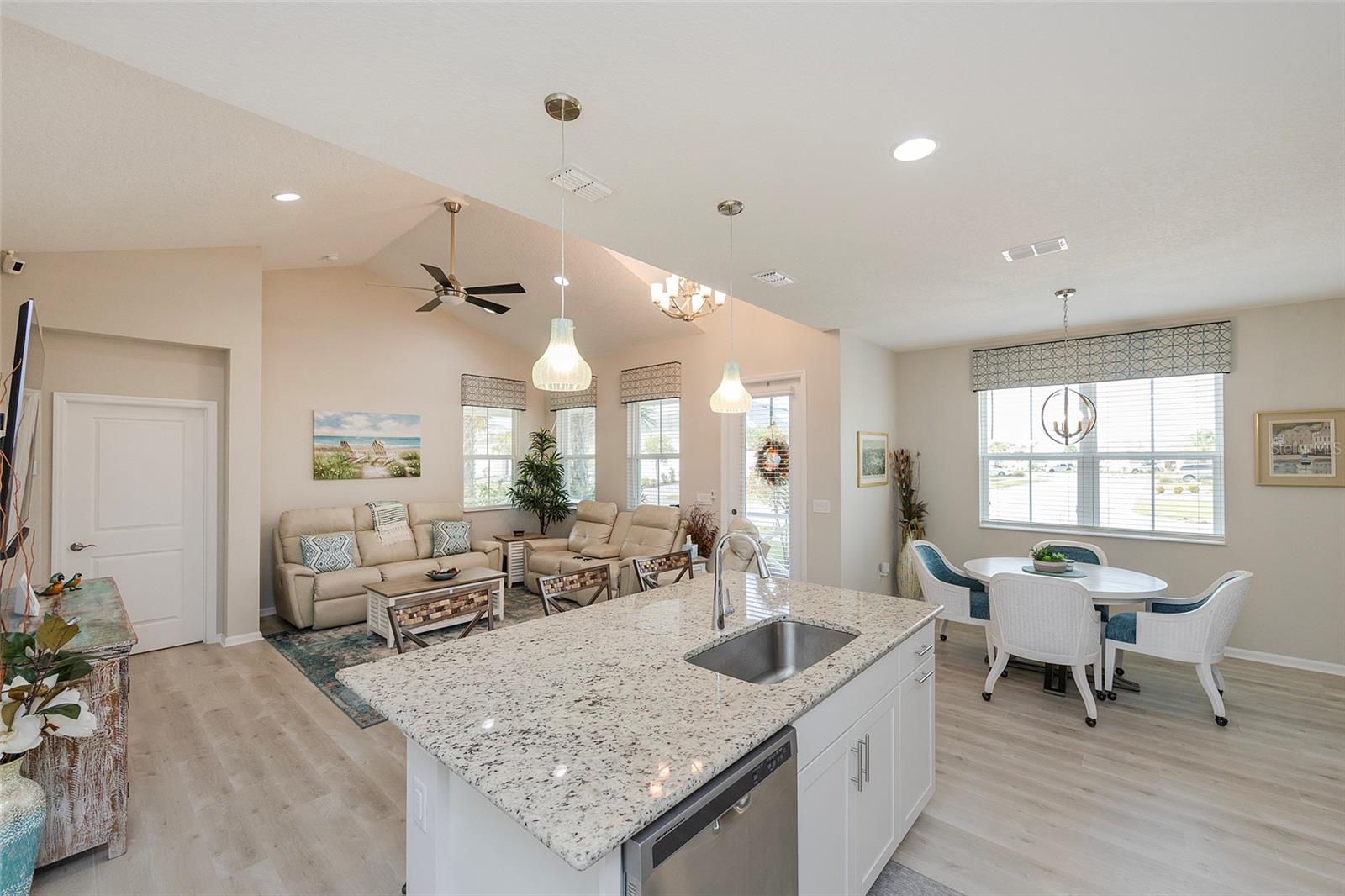 LATITUDE/DAYTONA BEACH PH 3A - Residential