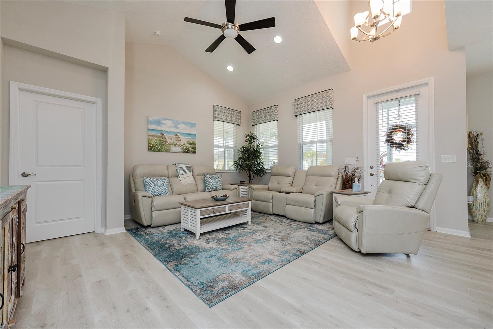 LATITUDE/DAYTONA BEACH PH 3A - Residential