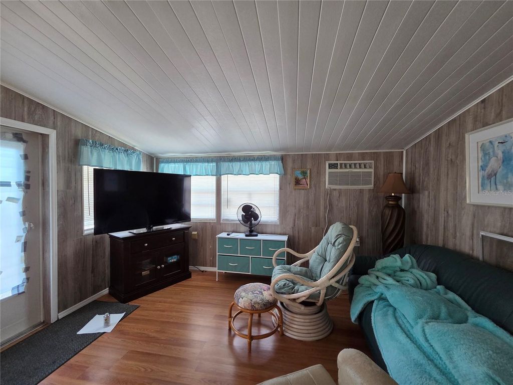 Photo of 770 32nd Avenue S #117, St Petersburg, FL 33705 (MLS # TB8508274)