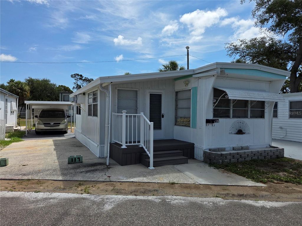 Photo of 770 32nd Avenue S #117, St Petersburg, FL 33705 (MLS # TB8508274)