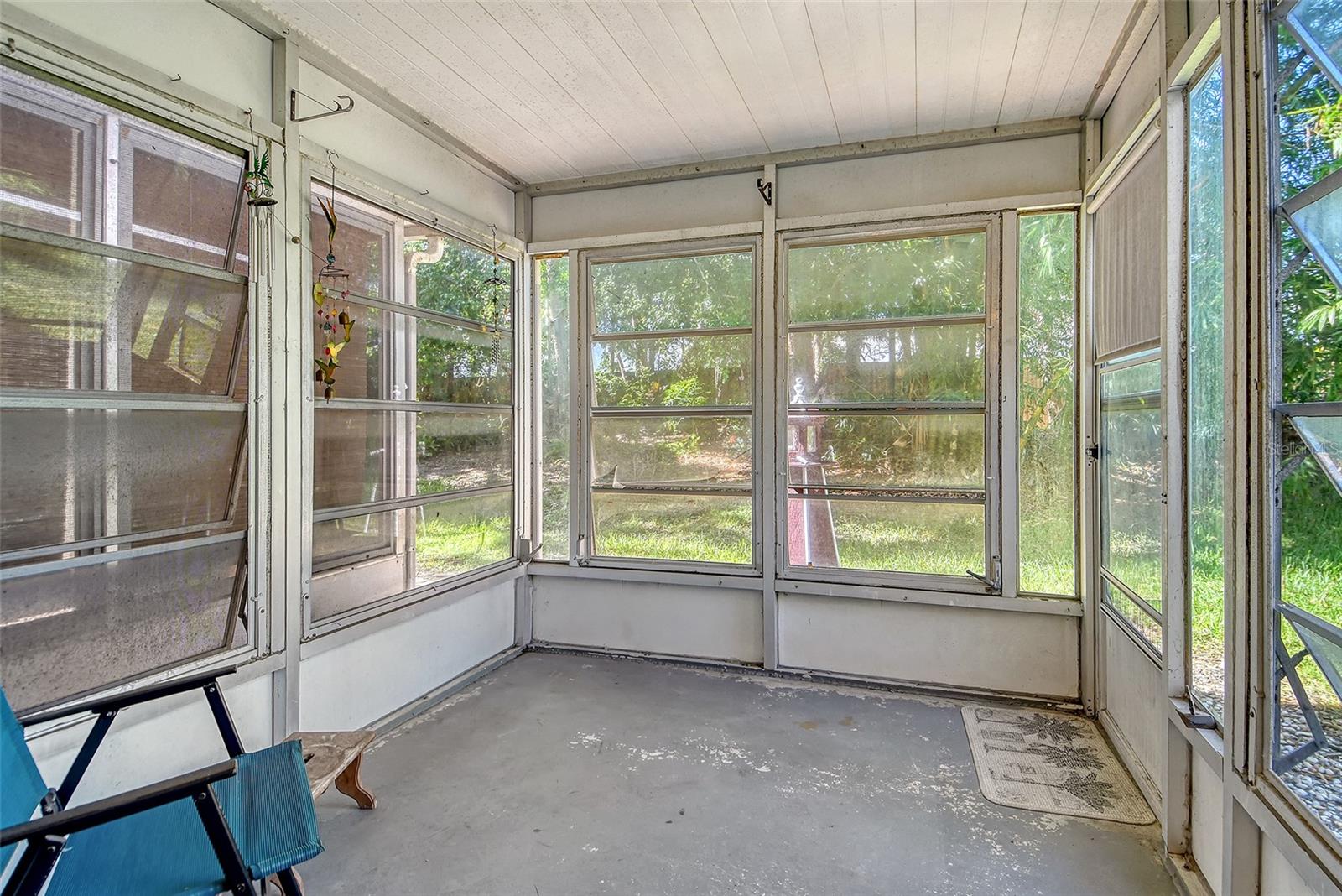 BAYSHORE ON THE LAKE APTS SEC 1 - Residential