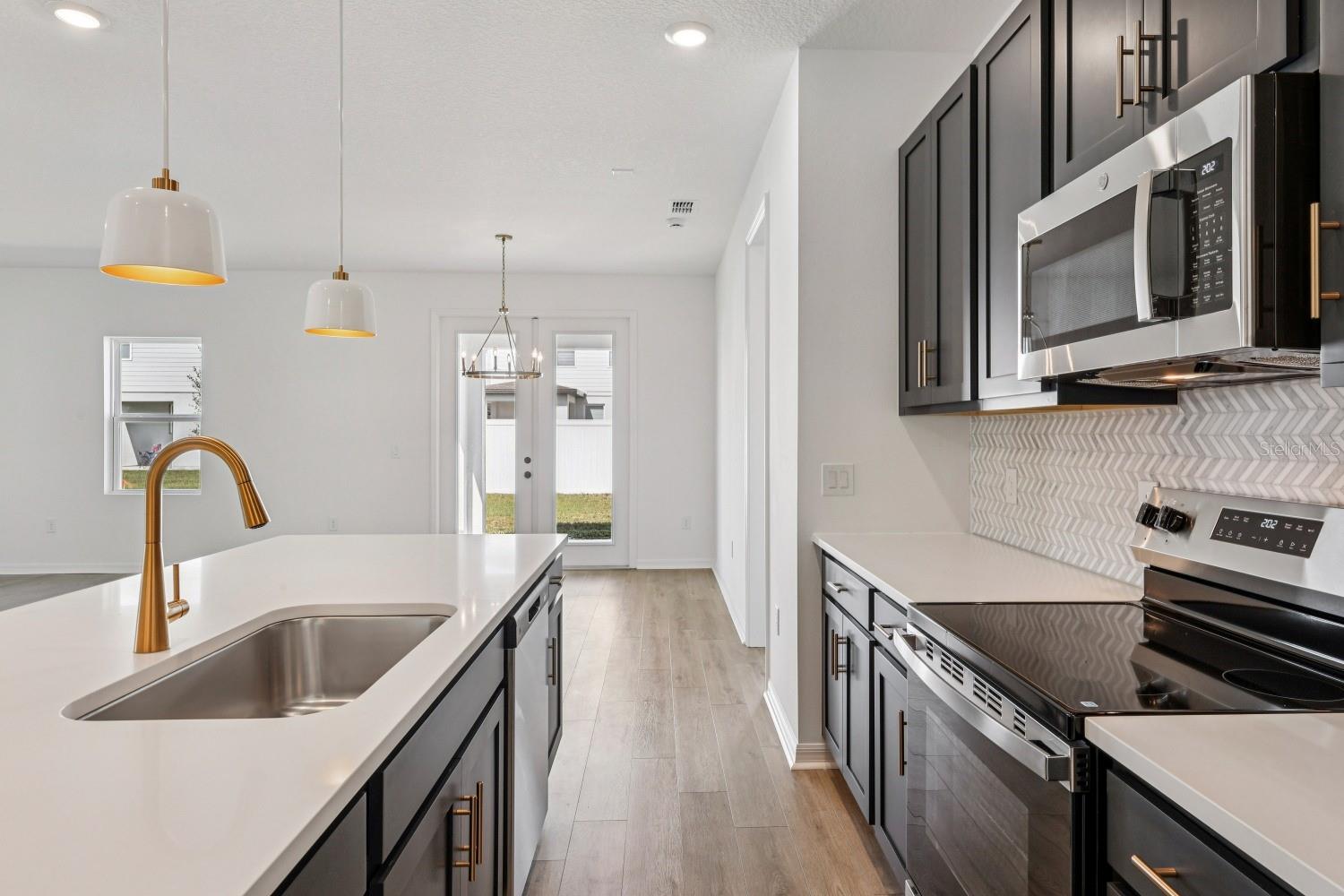 SUNBROOKE - Residential