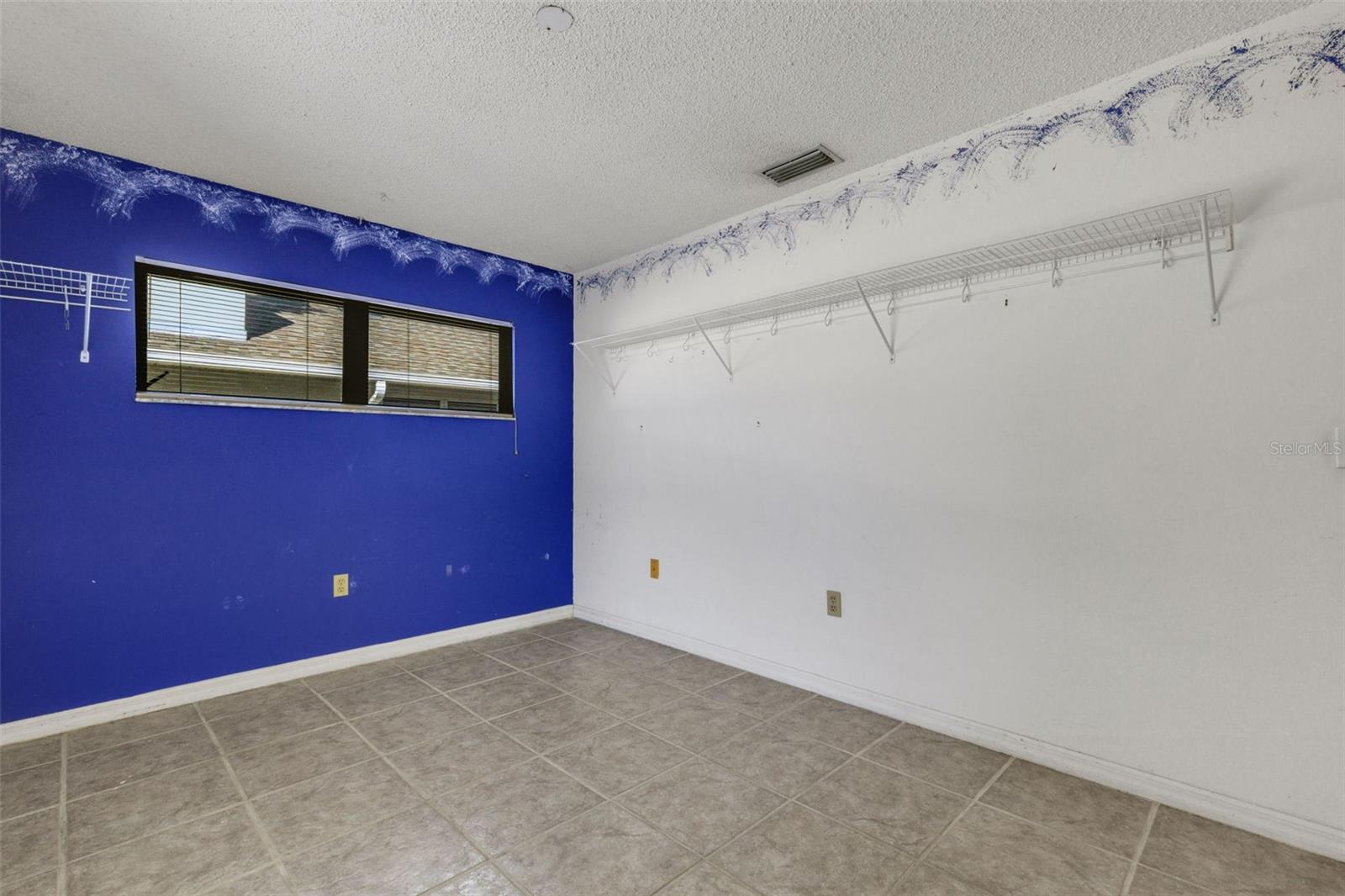 CEDAR CREEK - Residential