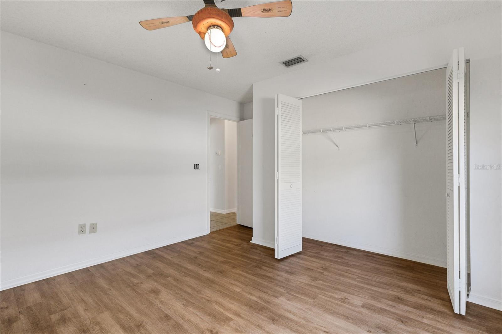 CEDAR CREEK - Residential