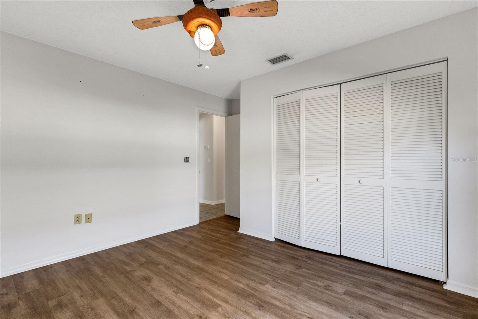 CEDAR CREEK - Residential