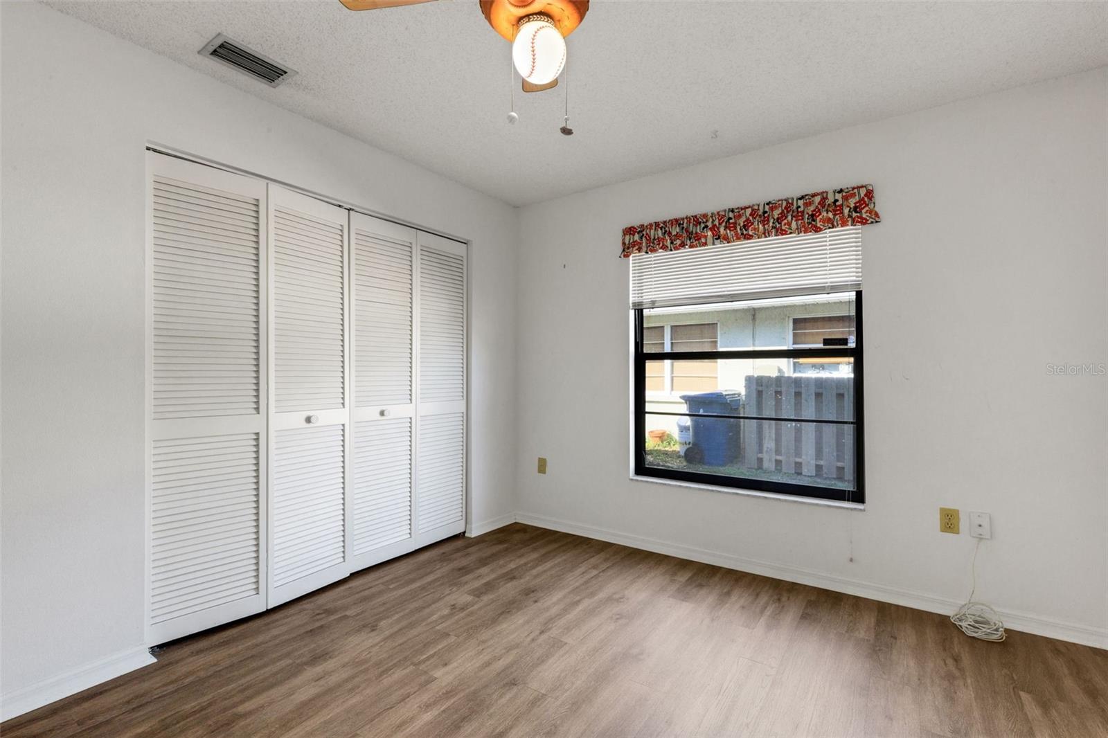 CEDAR CREEK - Residential