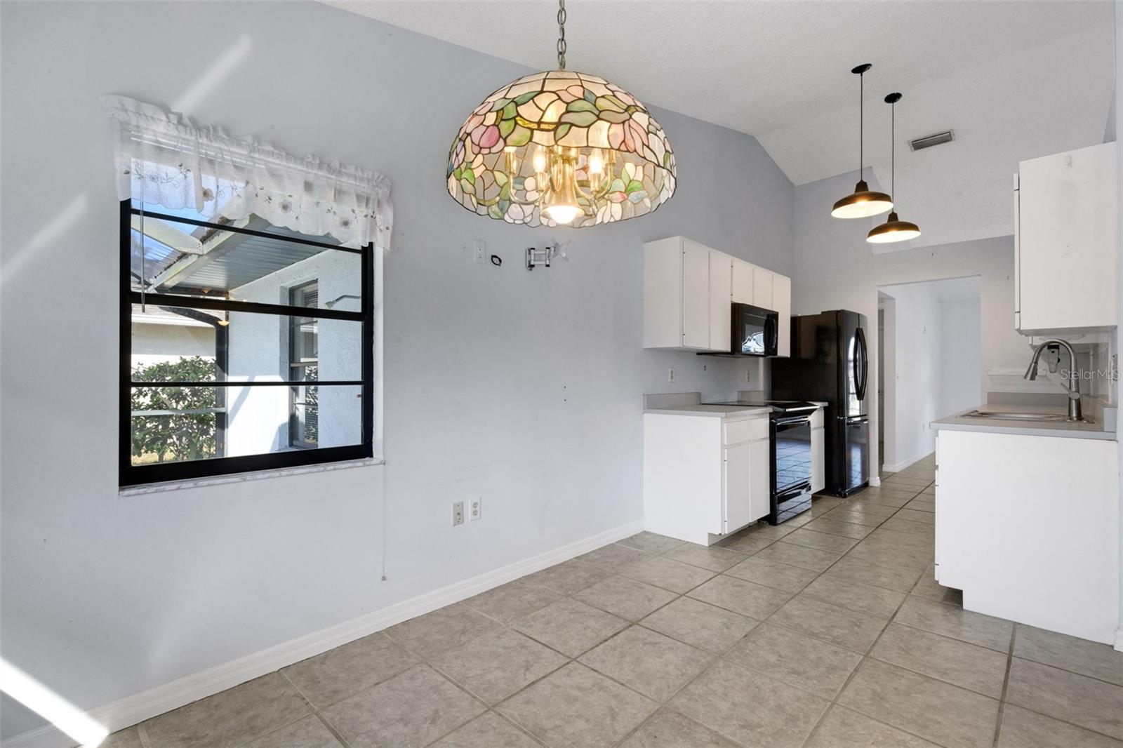 CEDAR CREEK - Residential