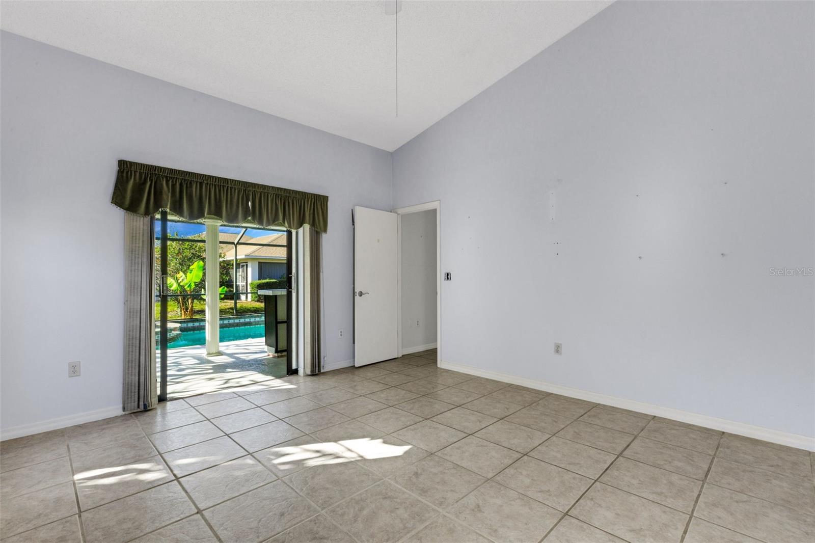 CEDAR CREEK - Residential