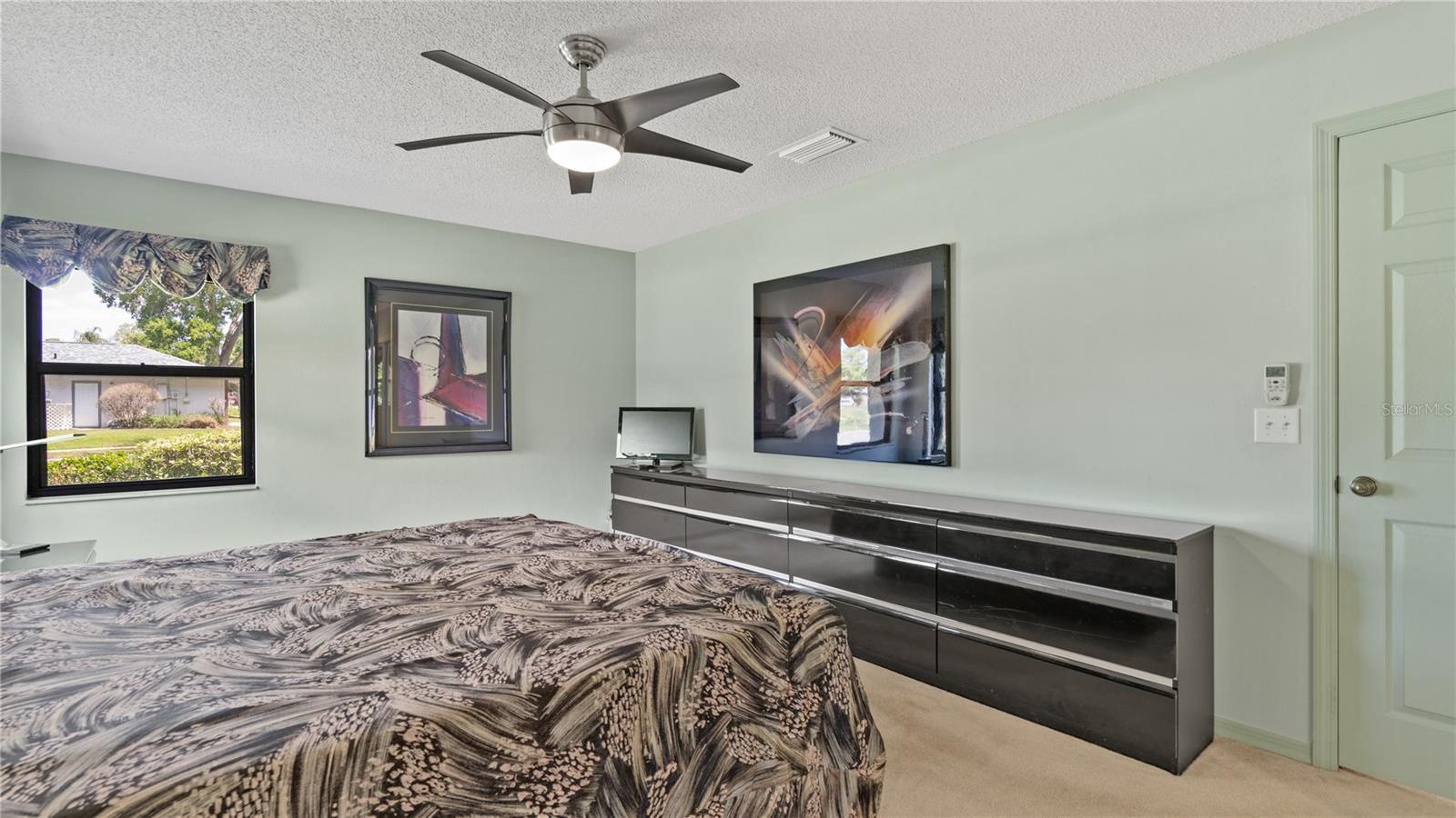 SILVER WOODS PH 01 - Residential