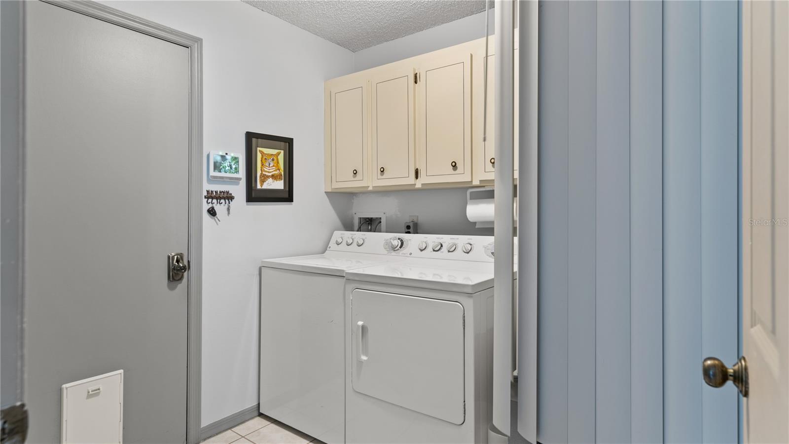 SILVER WOODS PH 01 - Residential