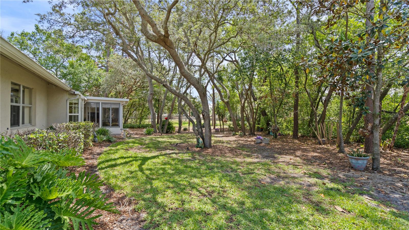 SILVER WOODS PH 01 - Residential