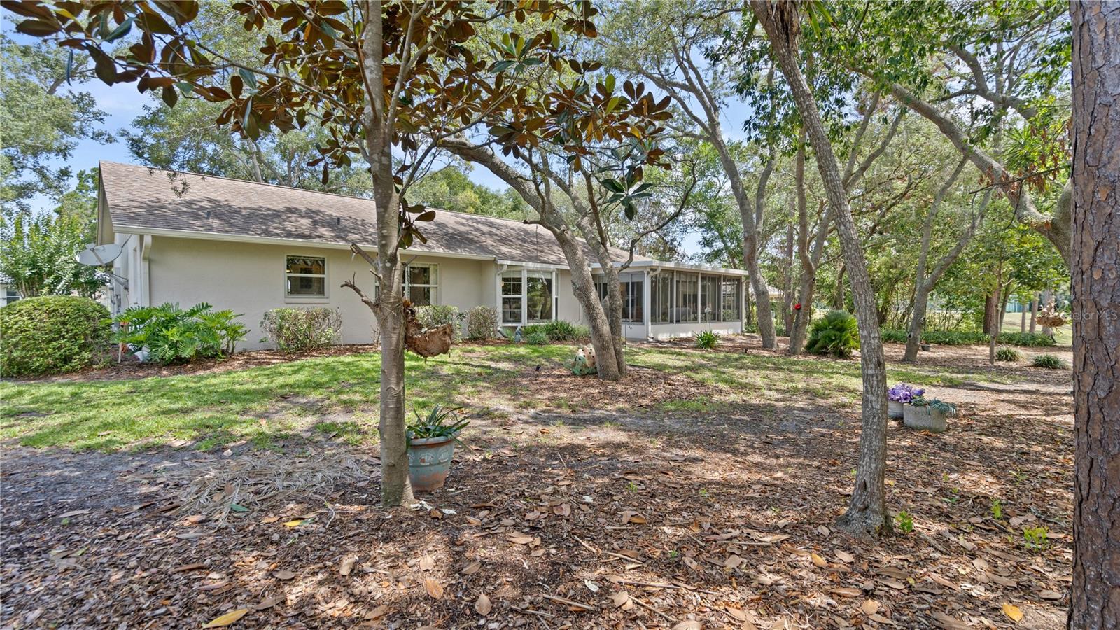 SILVER WOODS PH 01 - Residential