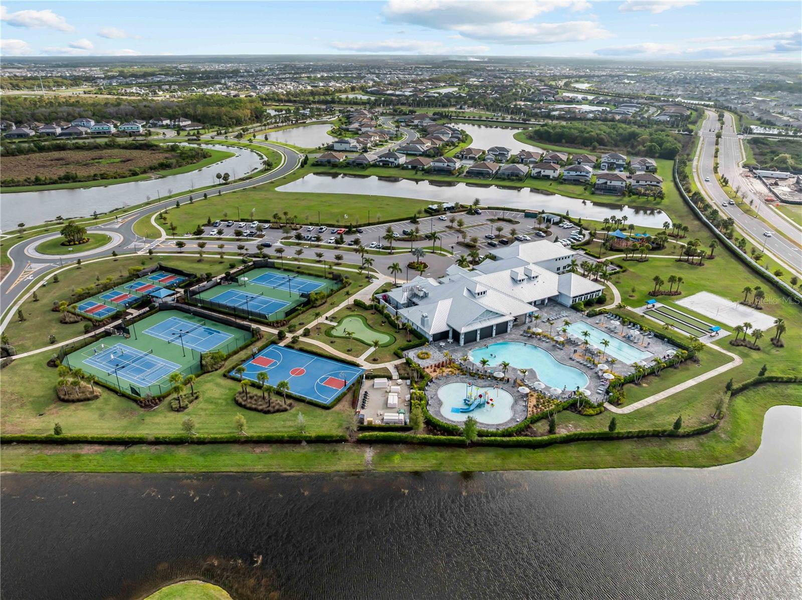 LORRAINE LAKES PH I - Residential