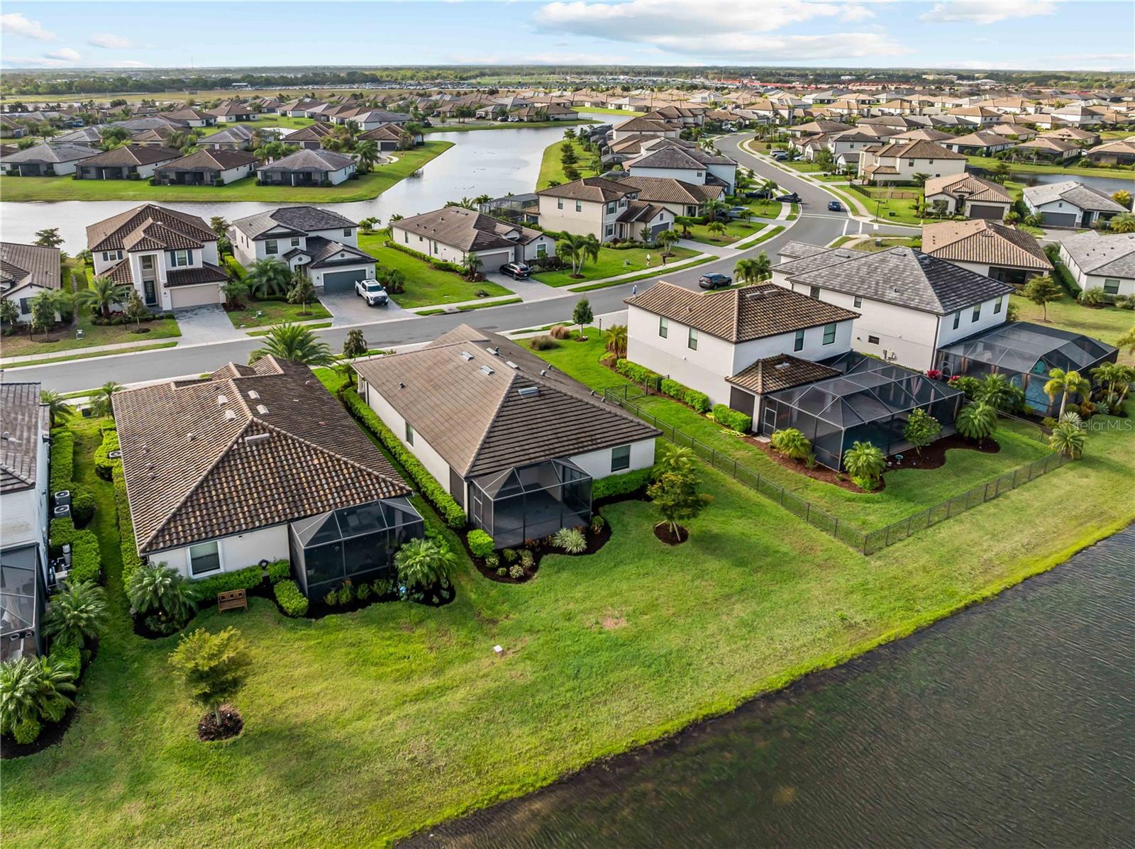 LORRAINE LAKES PH I - Residential