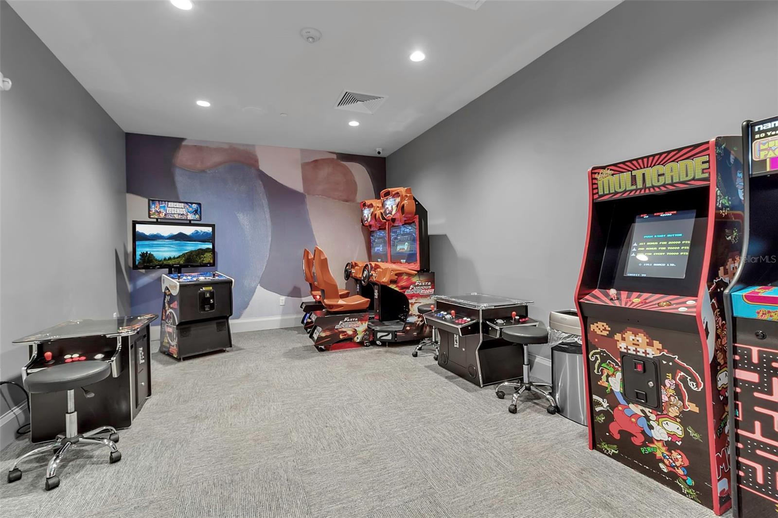 LORRAINE LAKES PH I - Residential