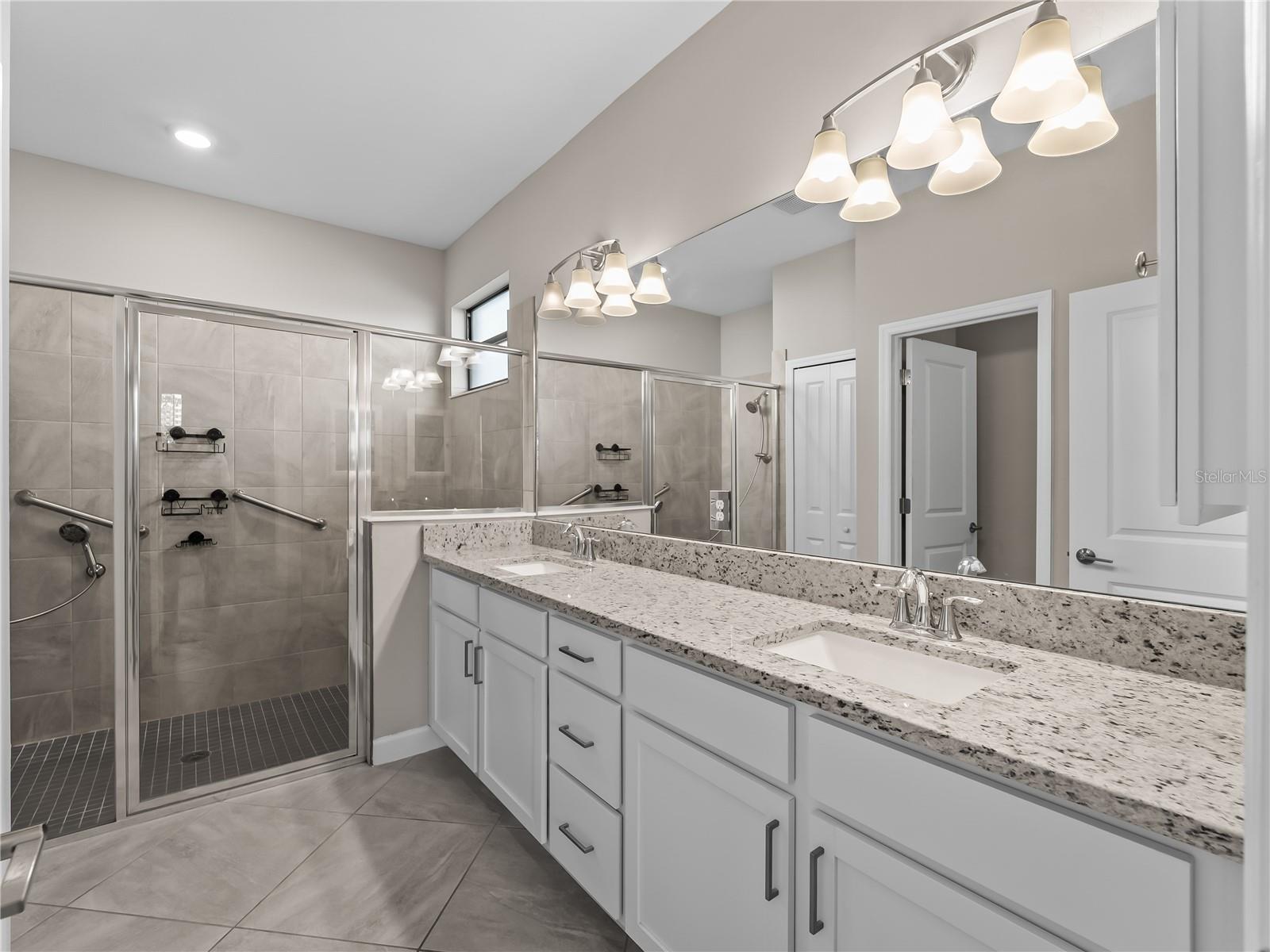 LORRAINE LAKES PH I - Residential