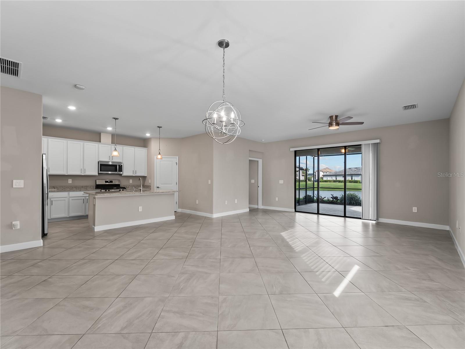 LORRAINE LAKES PH I - Residential