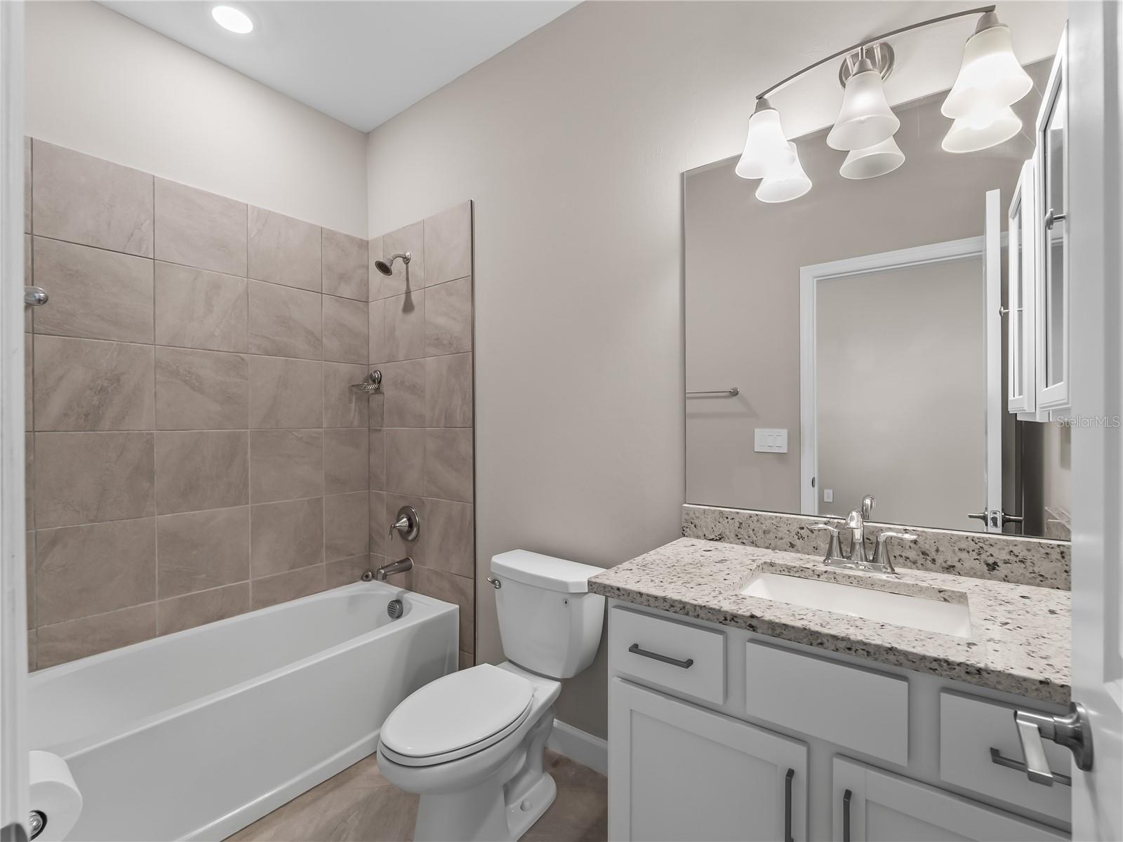 LORRAINE LAKES PH I - Residential