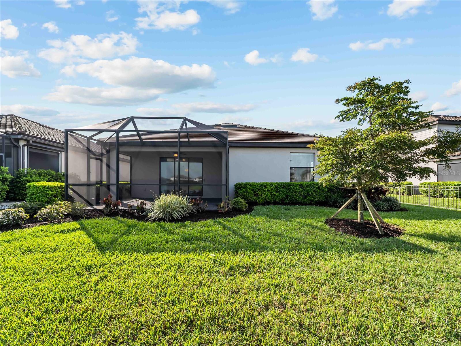 LORRAINE LAKES PH I - Residential