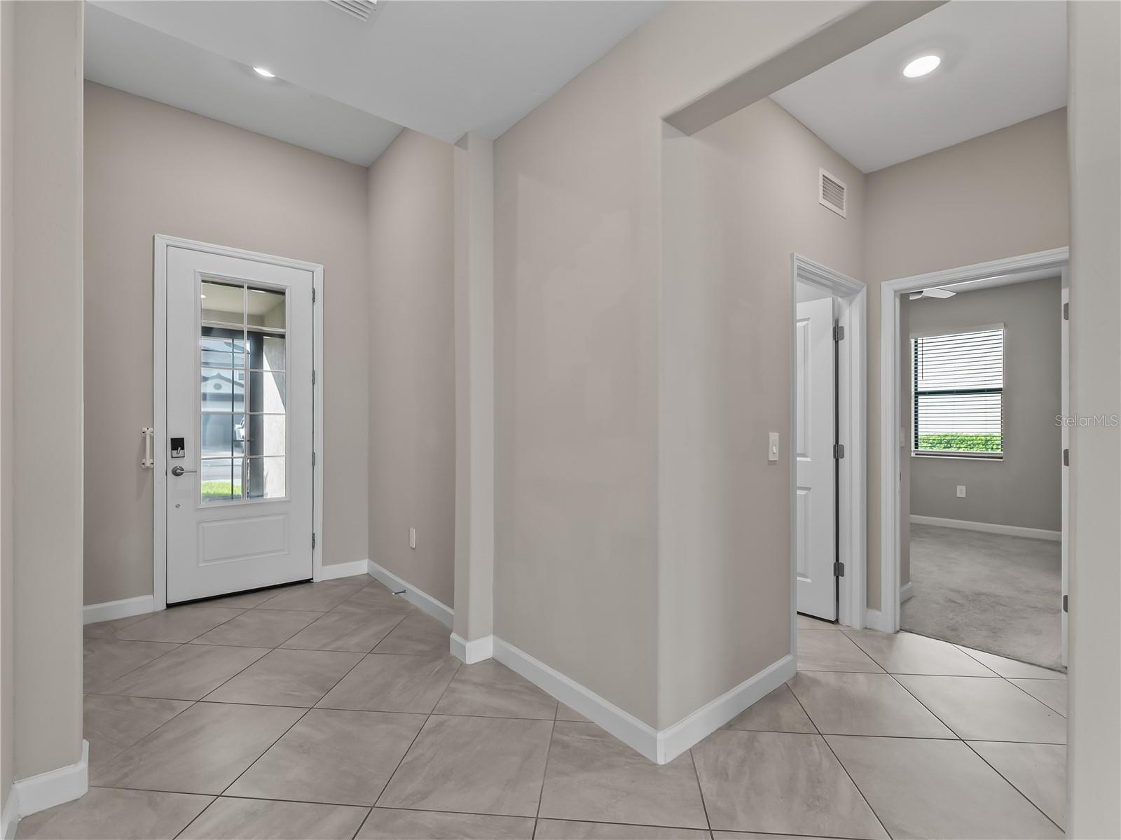 LORRAINE LAKES PH I - Residential