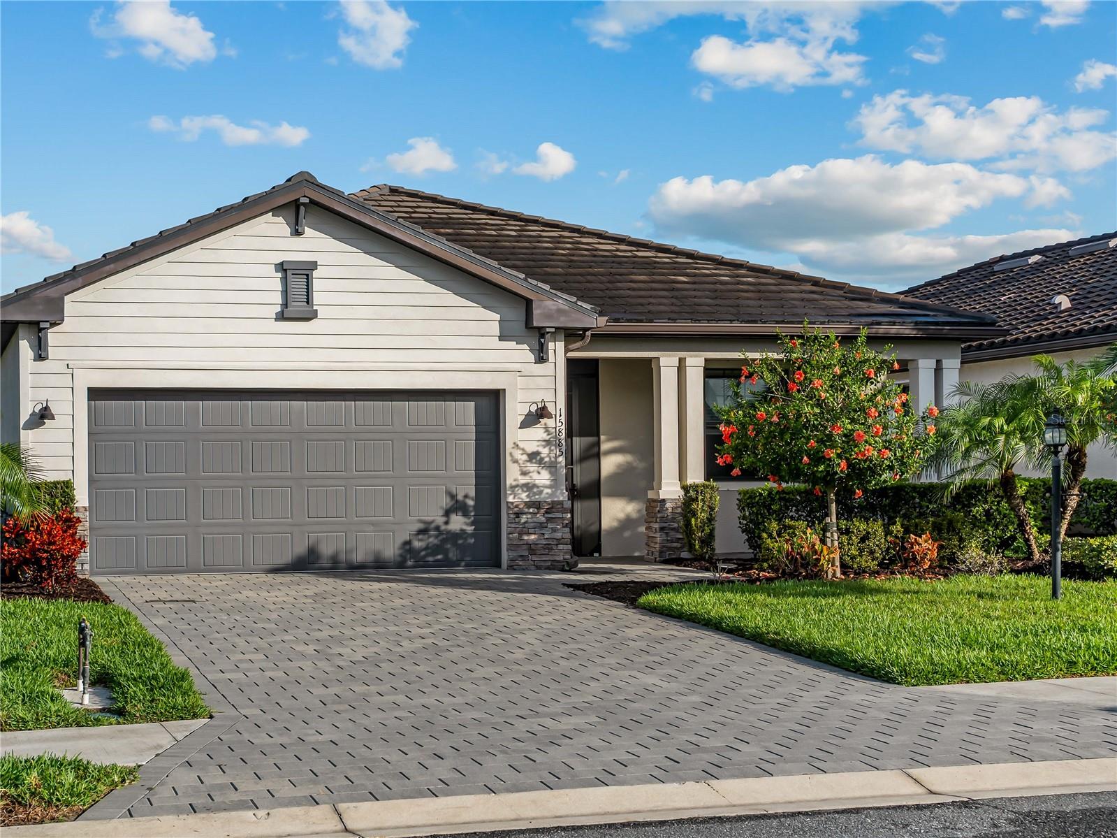 LORRAINE LAKES PH I - Residential