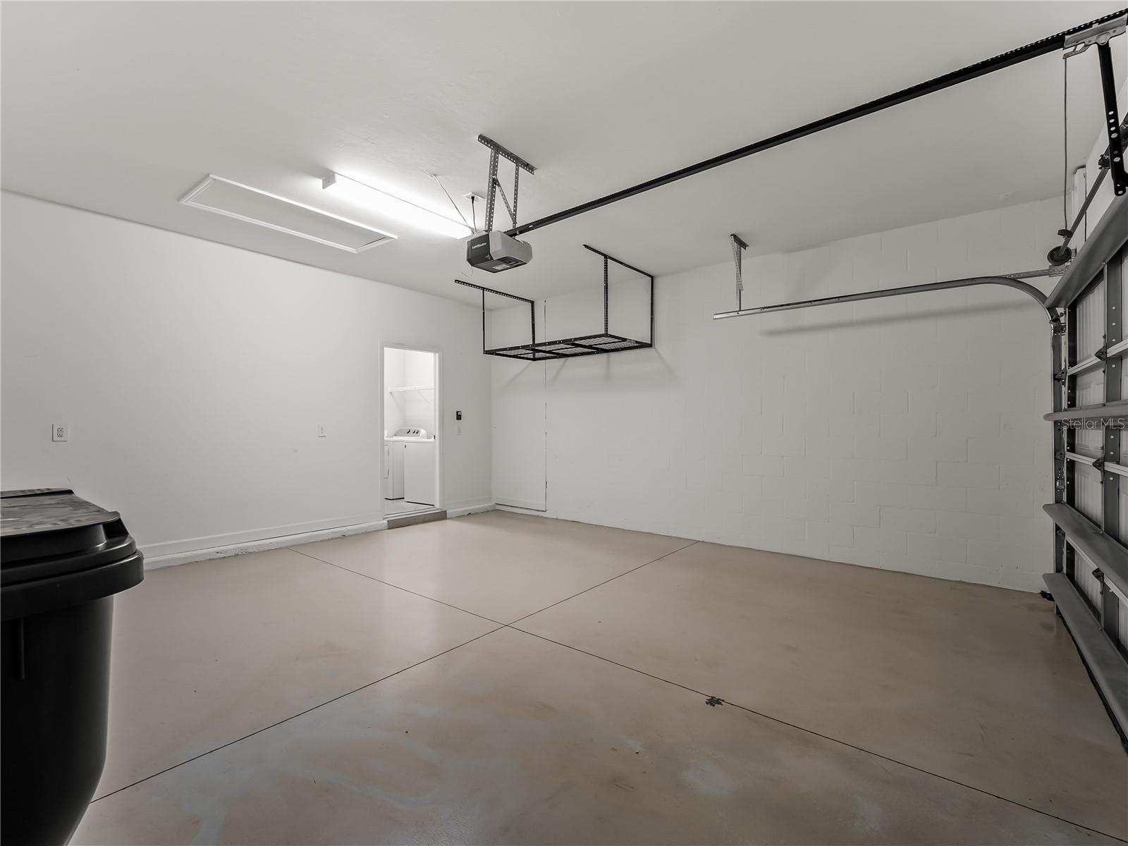 LORRAINE LAKES PH I - Residential