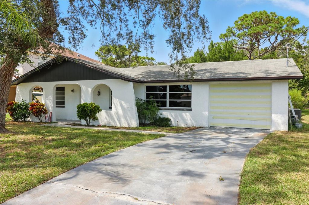 Photo of 8547 Horizon Lane, Hudson, FL 34667 (MLS # P4936201)