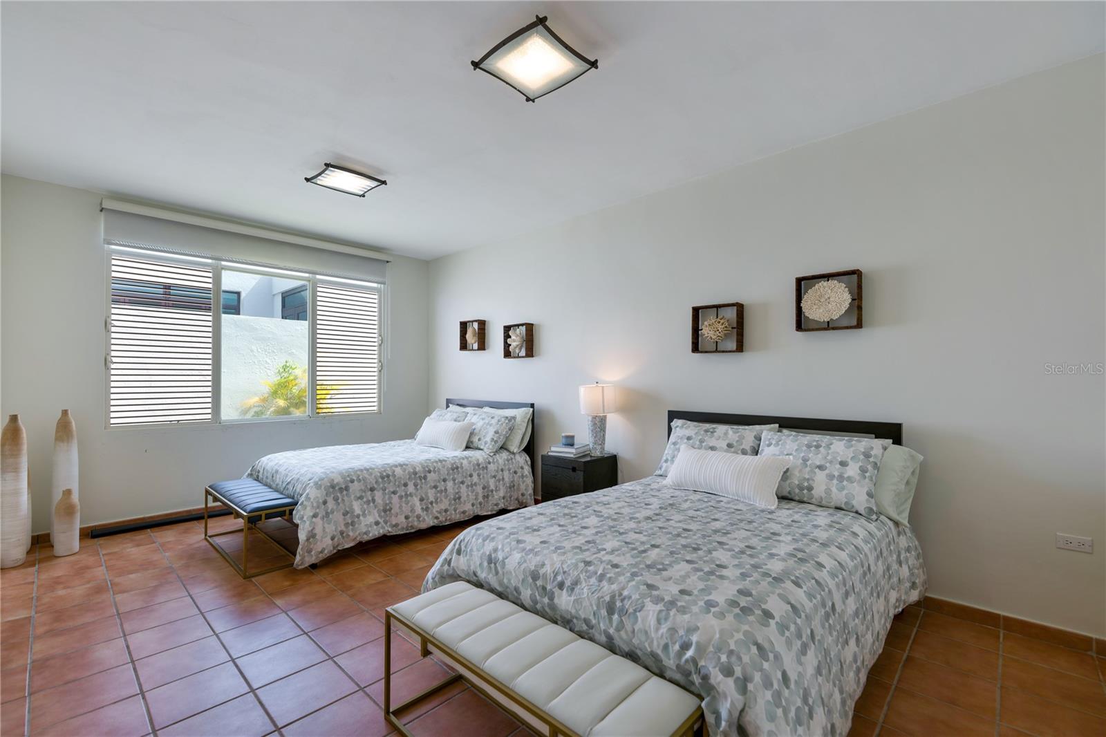 DORADO BEACH EAST - Residential