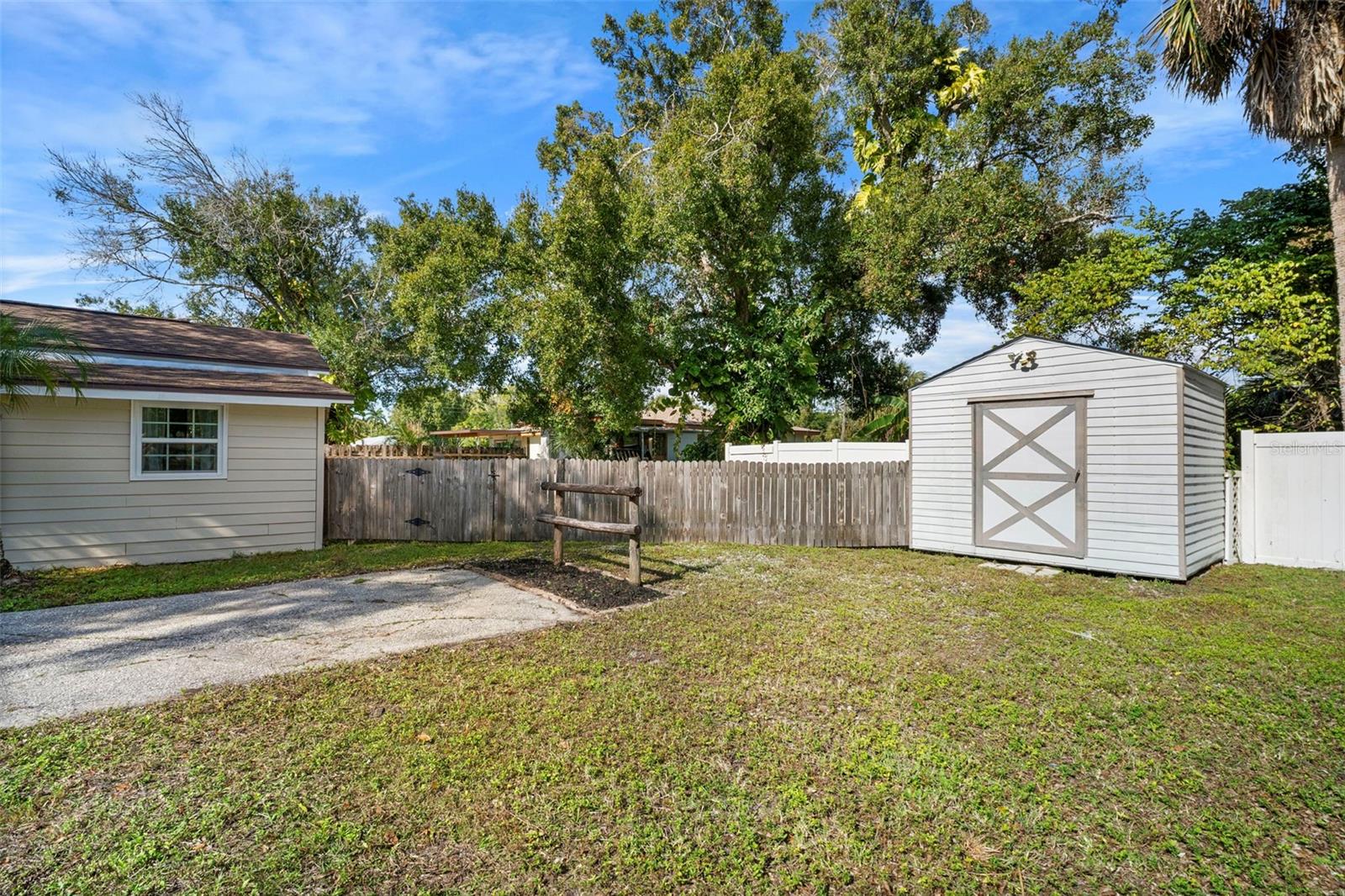 BAYVIEW TERRACE 01 - Residential