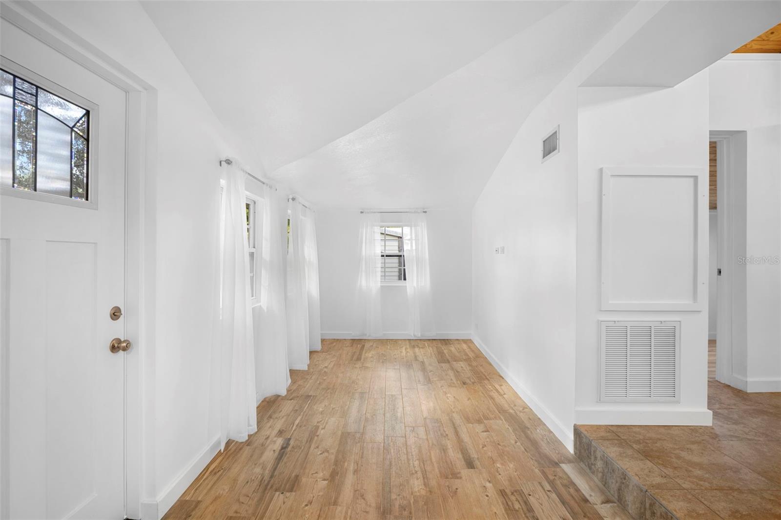 BAYVIEW TERRACE 01 - Residential