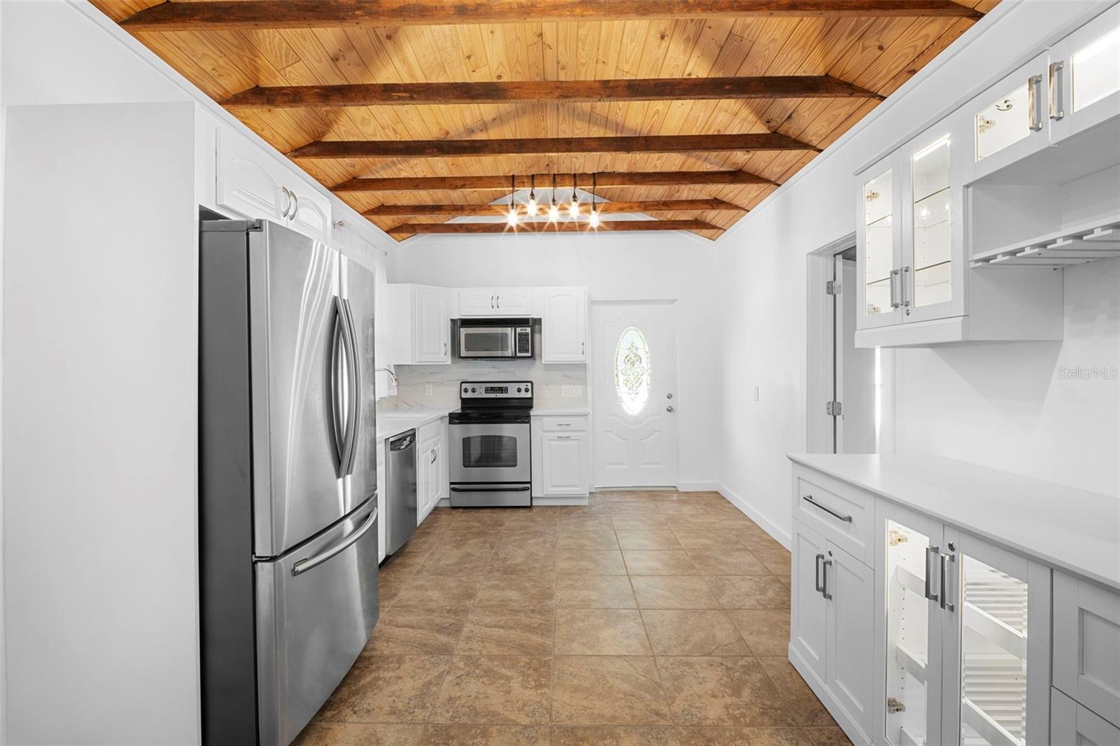 BAYVIEW TERRACE 01 - Residential