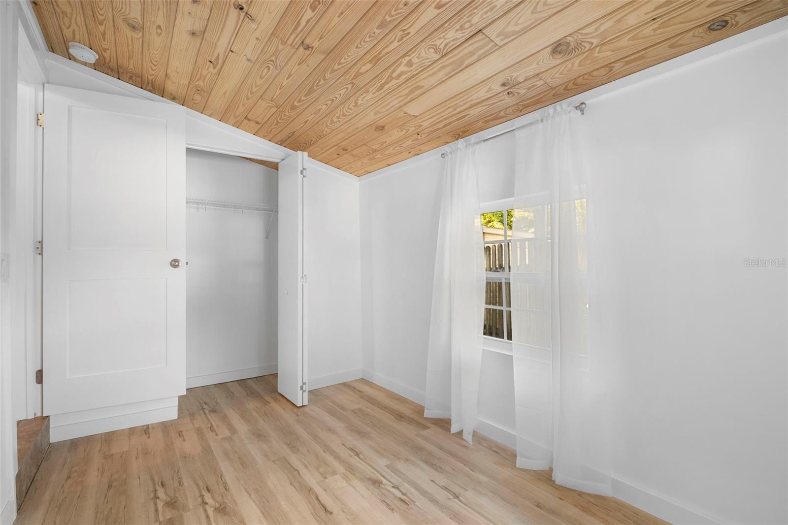 BAYVIEW TERRACE 01 - Residential