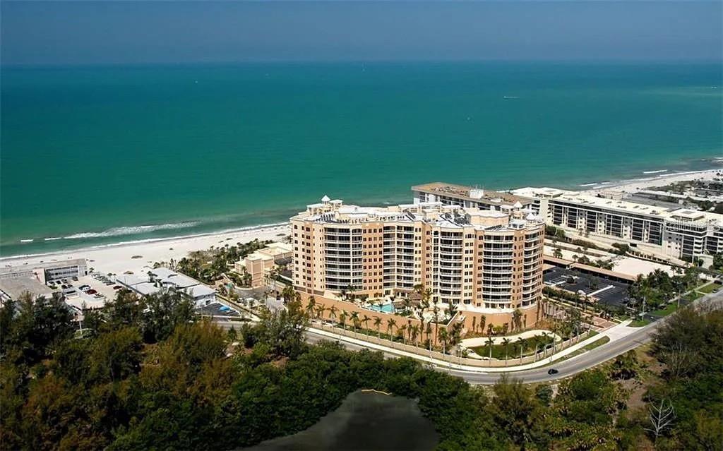 1111 RITZ CARLTON DRIVE 1004