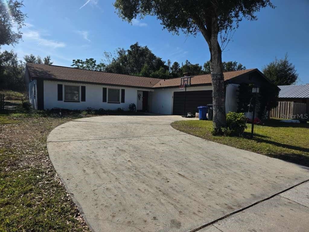 Photo of 515 E Brentridge Drive, Brandon, FL 33511 (MLS # TB8469751)