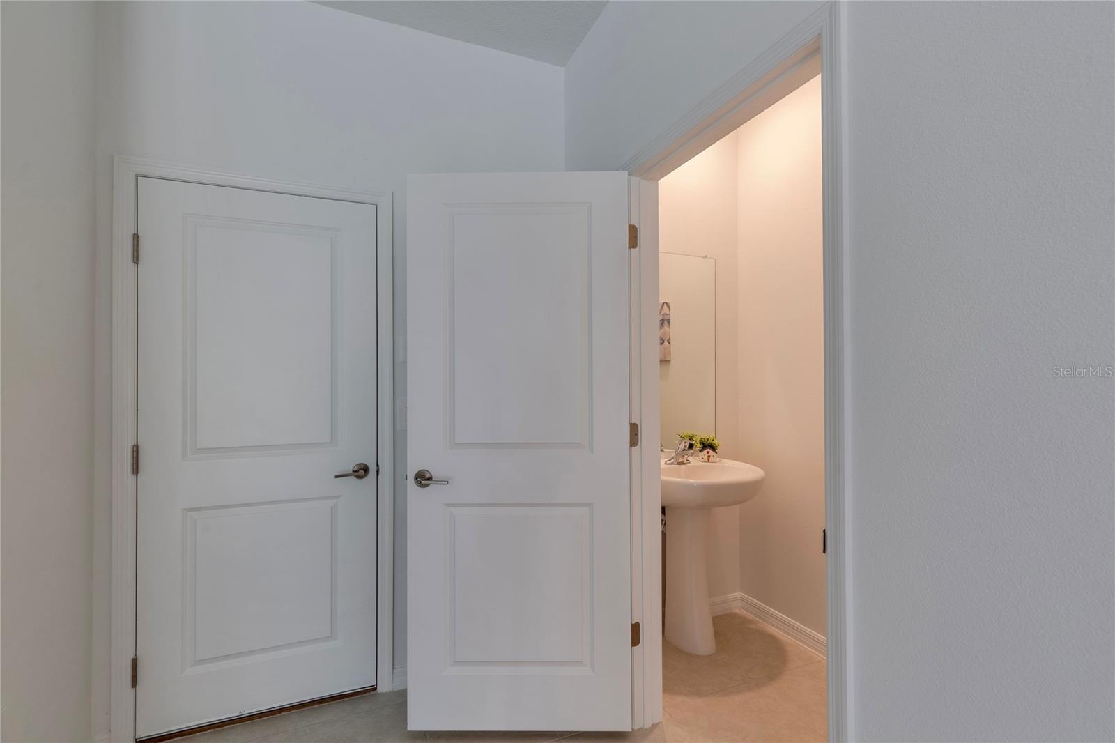 ANGELINE PH 3C - Residential Lease