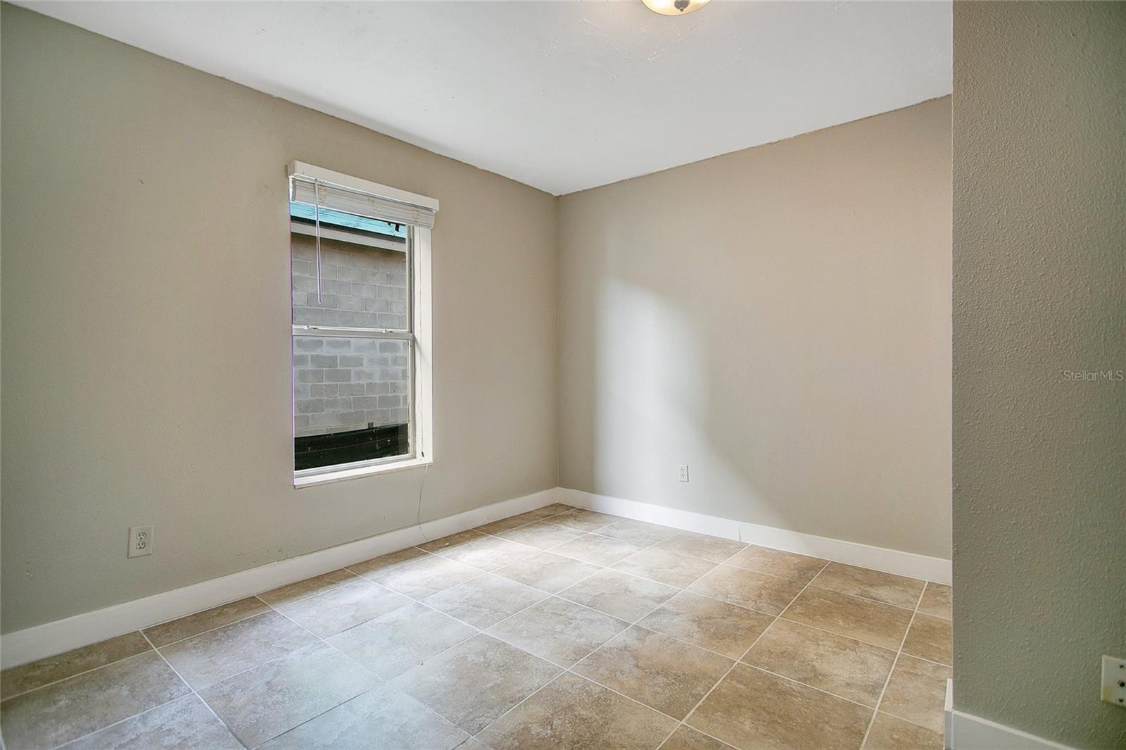 CAPENS ADD - Residential Lease