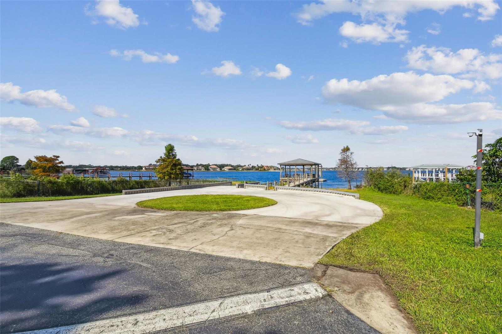 SAND LAKE POINT - Residential