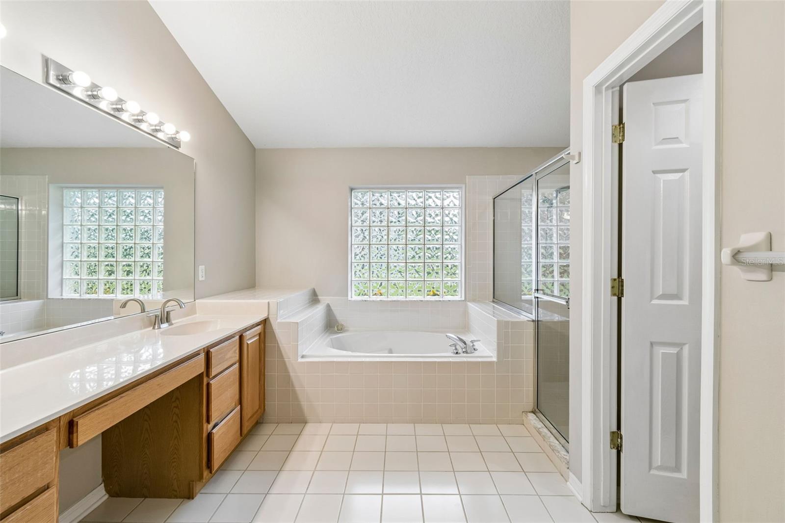 SAND LAKE POINT - Residential