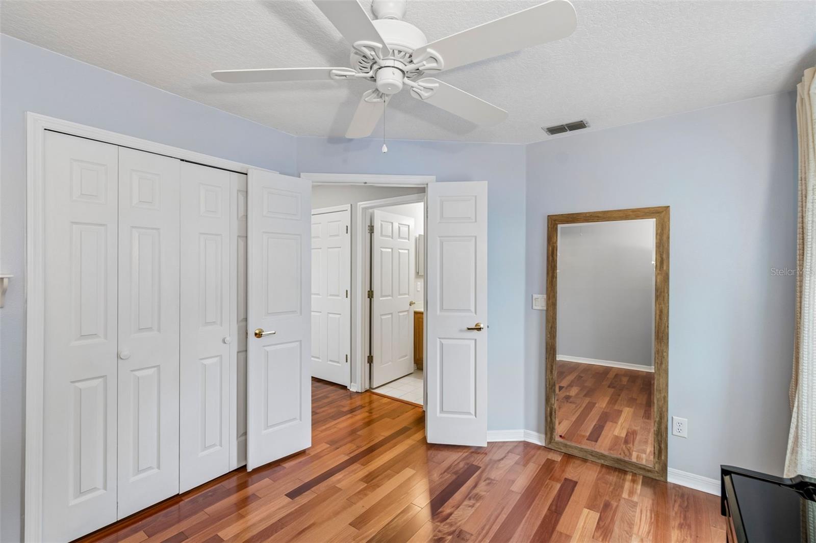 SAND LAKE POINT - Residential