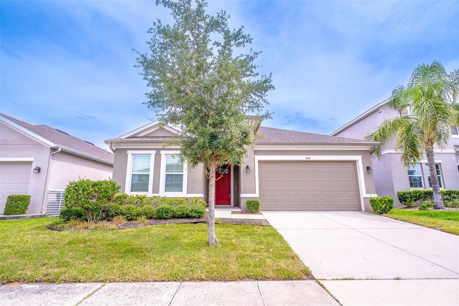 962 GRAND HILLTOP DRIVE