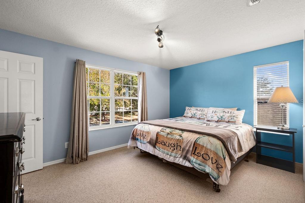 JOHNS LANDING - Residential