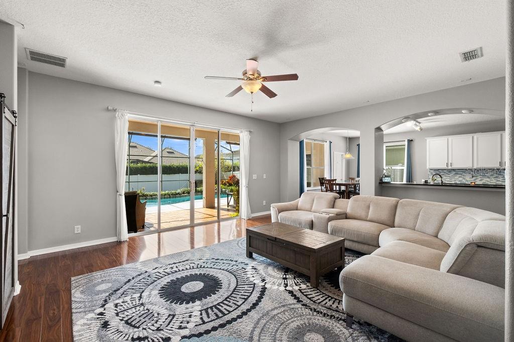 JOHNS LANDING - Residential