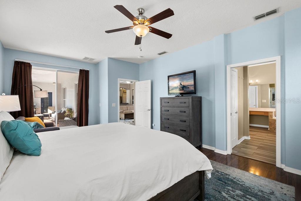 JOHNS LANDING - Residential