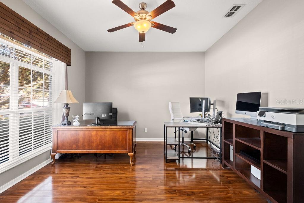 JOHNS LANDING - Residential