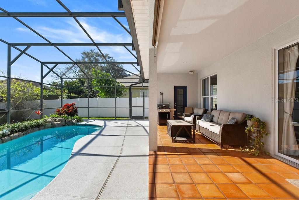 JOHNS LANDING - Residential