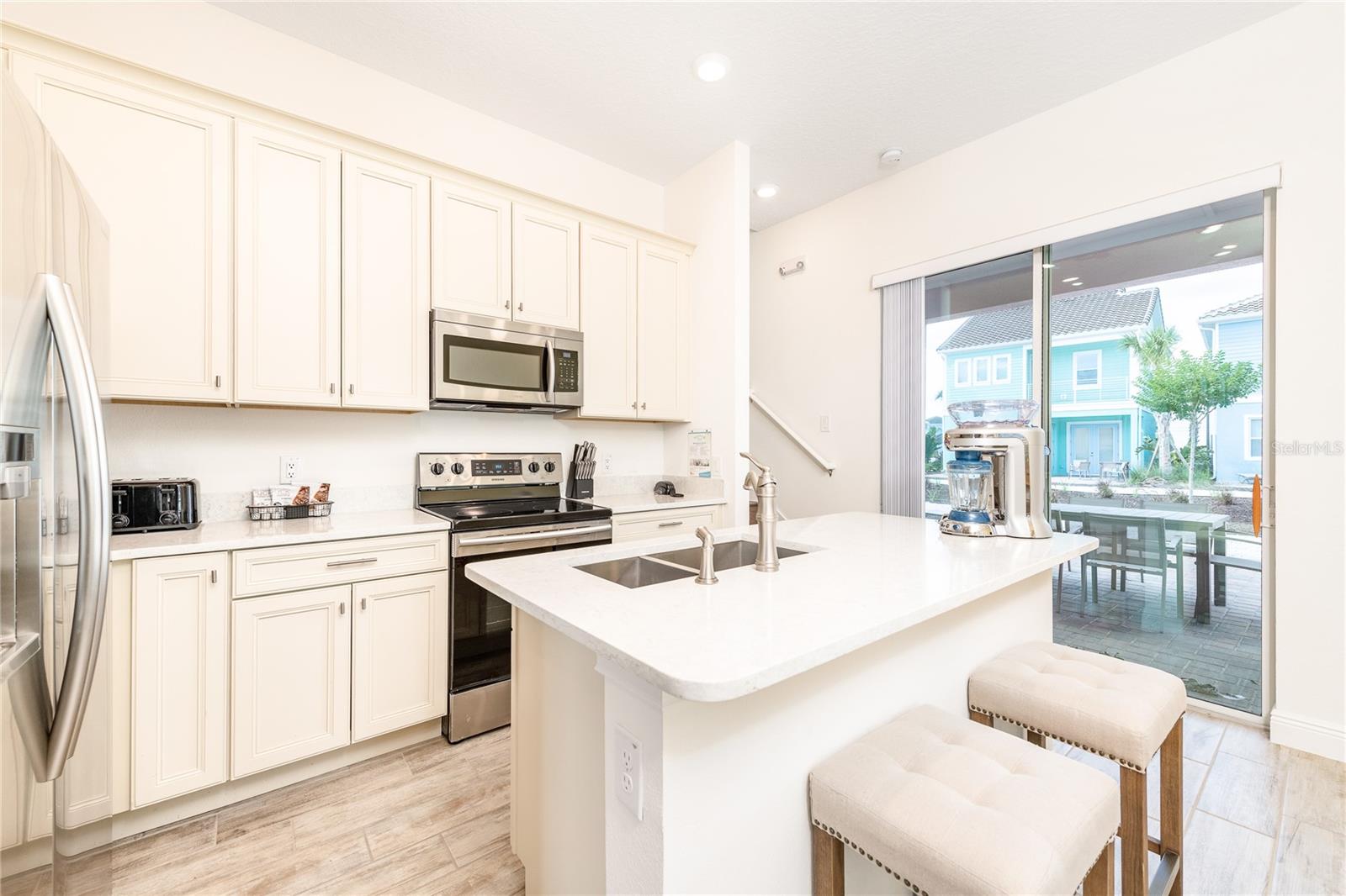 MARGARITAVILLE - Residential