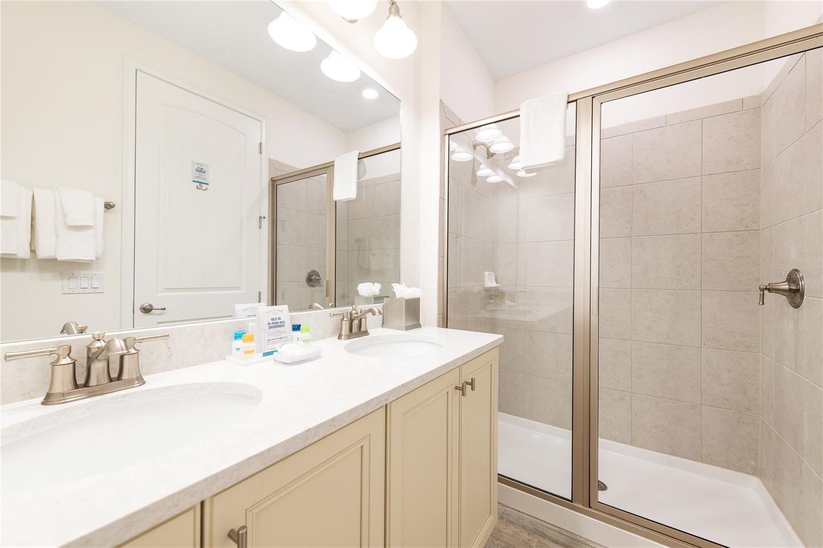 MARGARITAVILLE - Residential