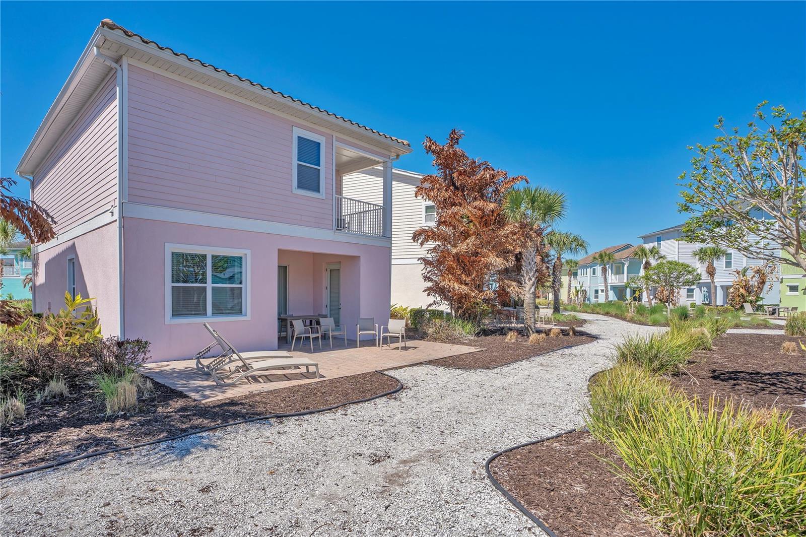 MARGARITAVILLE - Residential