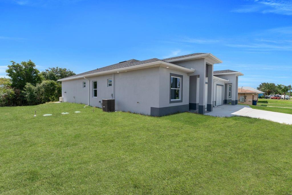LEHIGH ESTATES - Residential Income