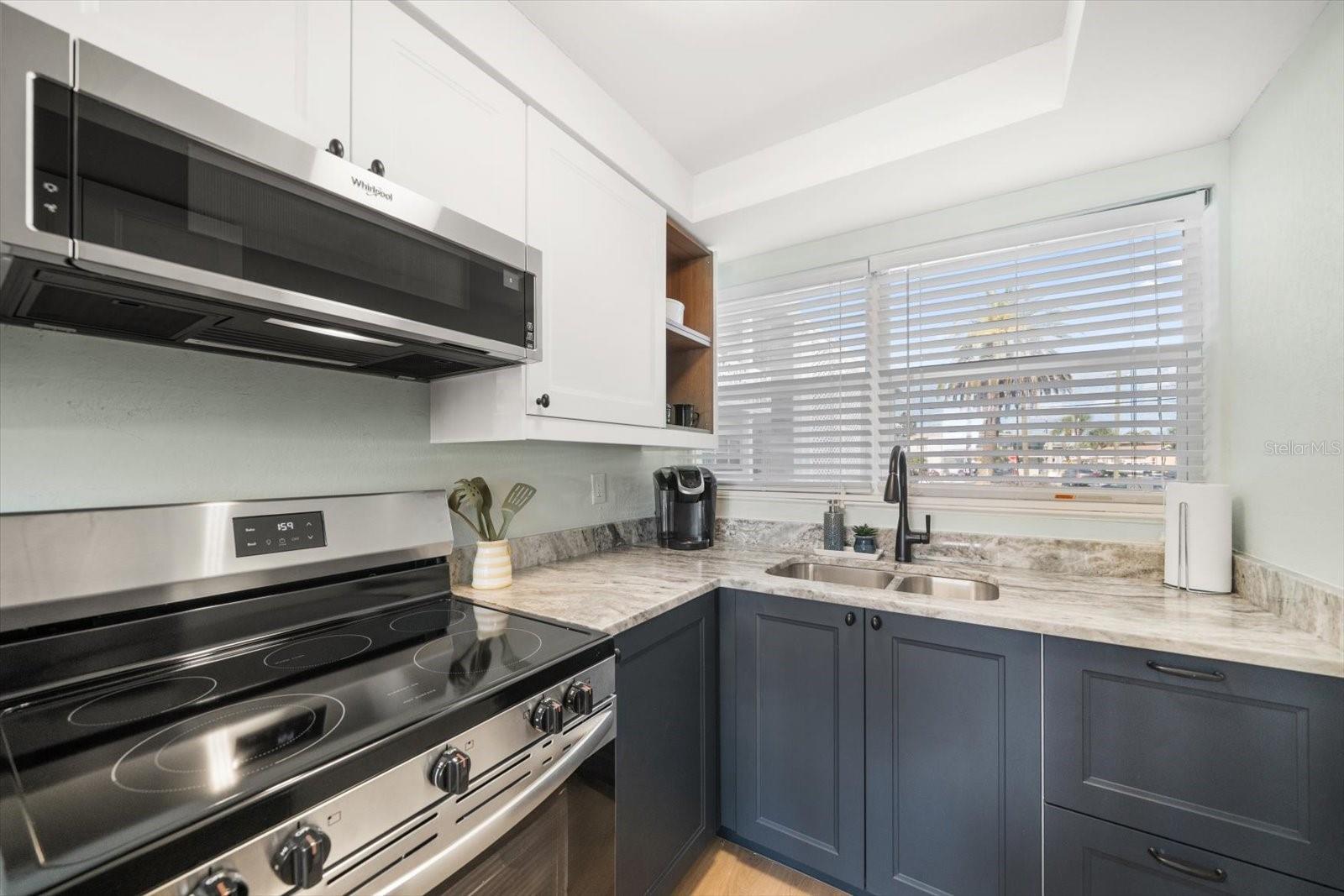 SUNSET PLAZA APTS CONDO - Residential